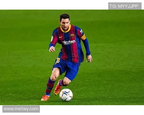 全球足球界公认的顶级球星是谁他究竟凭借什么成就登顶天下第一