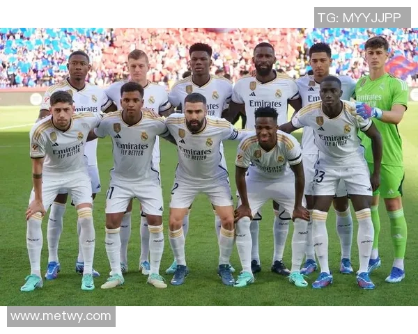 西班牙足球十大豪门球星盘点 各大俱乐部传奇人物的辉煌历程